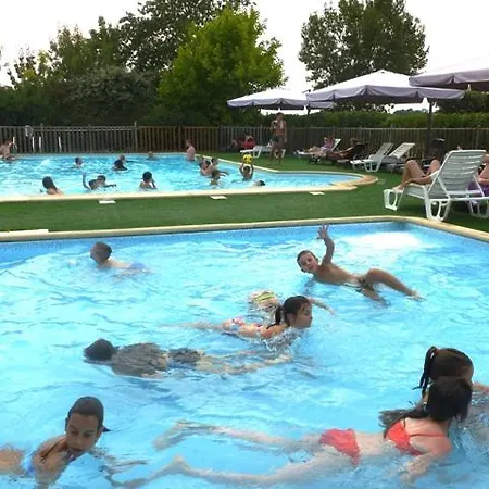 营地 Le Clos Lalande 3*